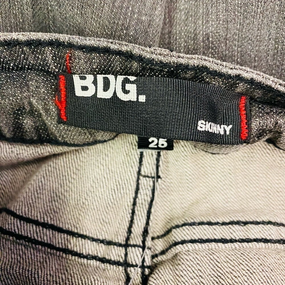 BDG Skinny Jeans NWT Regular Rise Slim Fit Skinny Leg Women's 25W x 32L - Picture 5 of 11